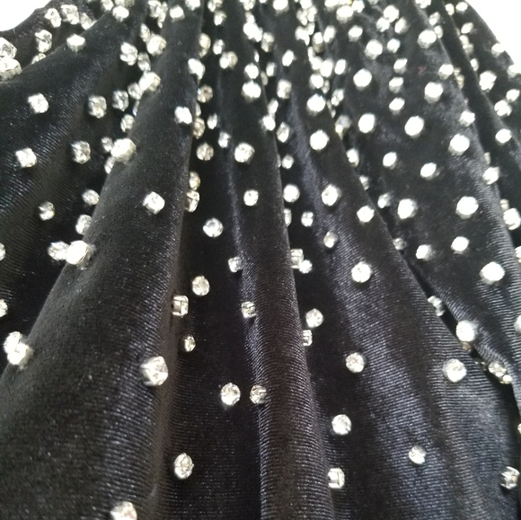 RETROFETE Velvet Embellished One Shoulder Bodysuit - Picture 11 of 16